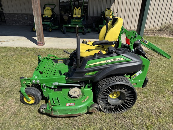 2018 John Deere Z930M Photo 2