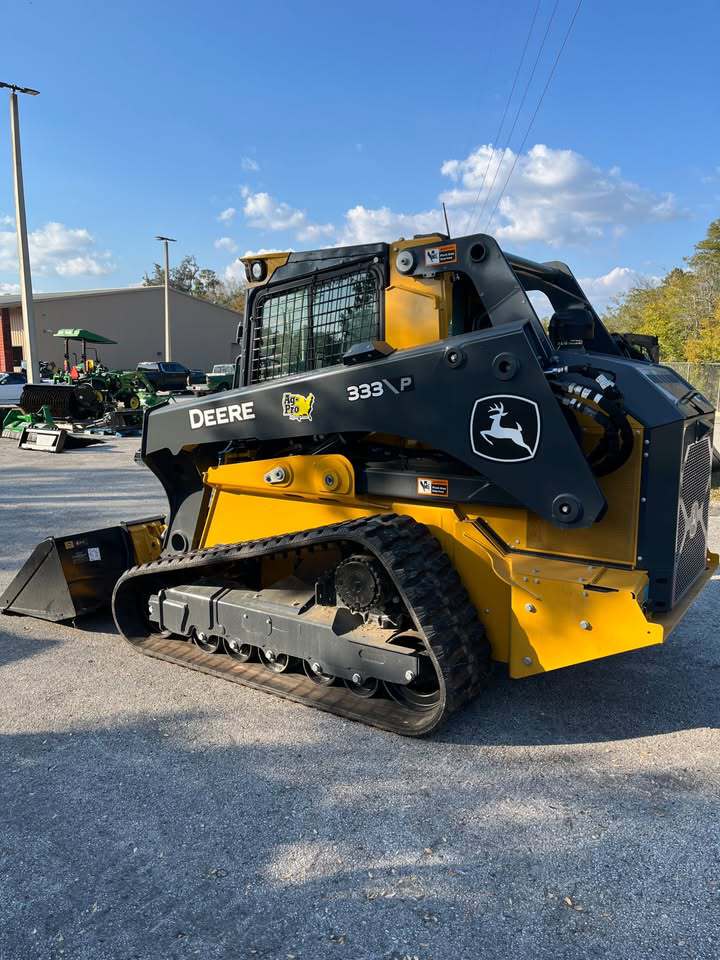 John Deere 333 P Image 4