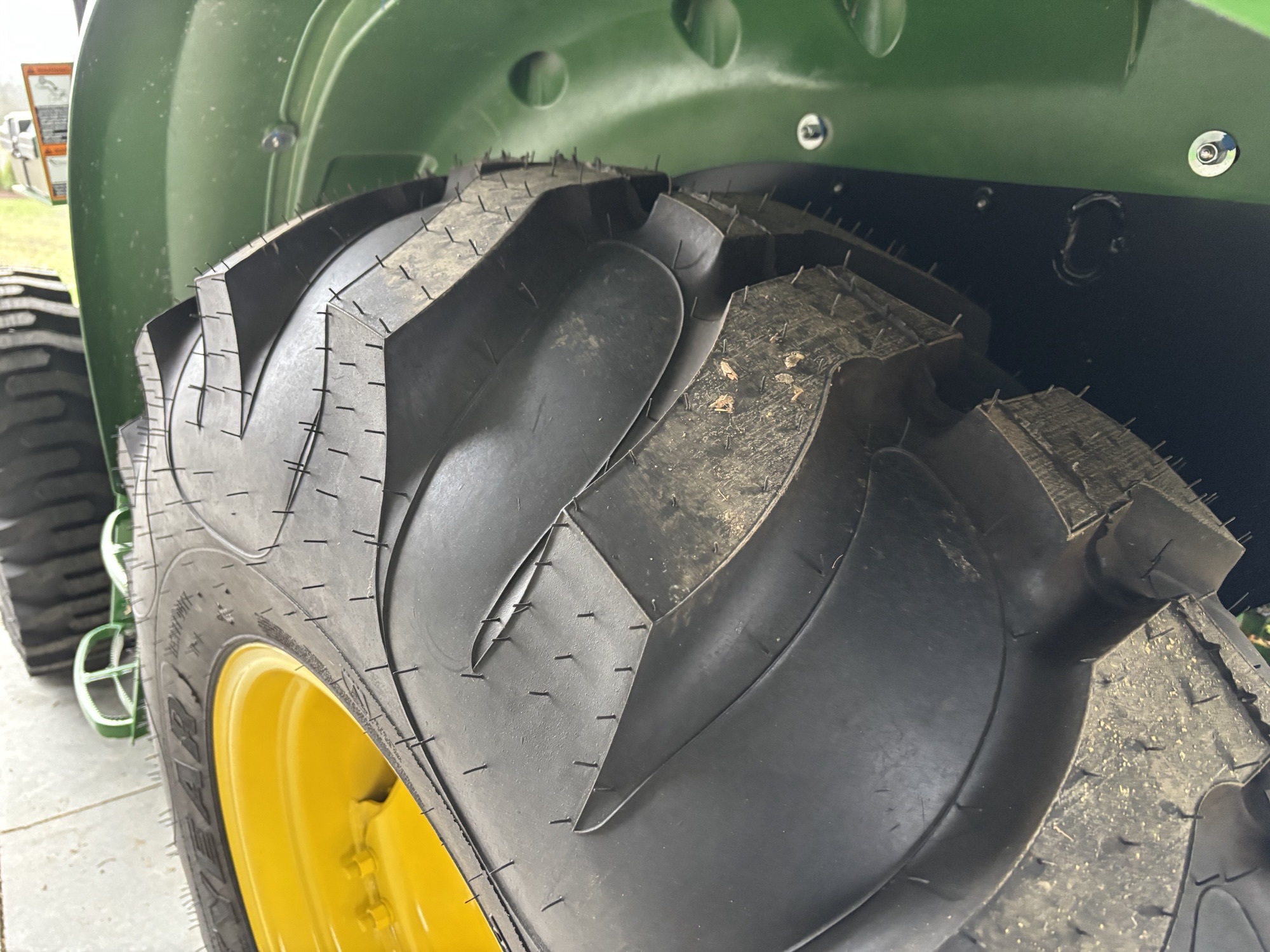Used 2025 John Deere 5075E Utility Tractors at Koenig Equipment in Lebanon, OH - PhotoXL14