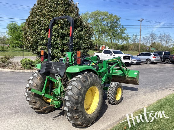 Photo of 2018 John Deere 4066M