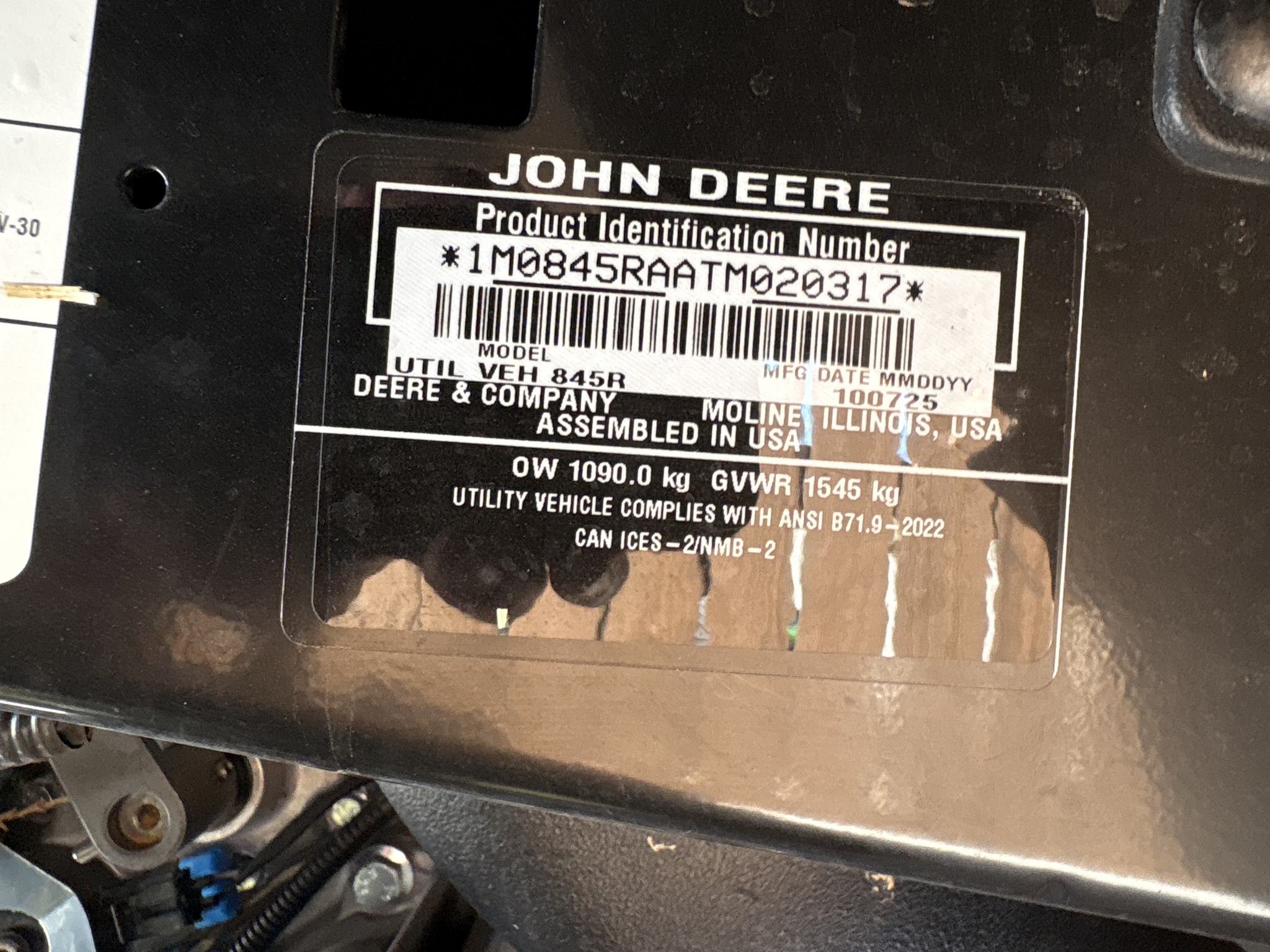 2025 John Deere XUV 845R Premium Cab Image 23