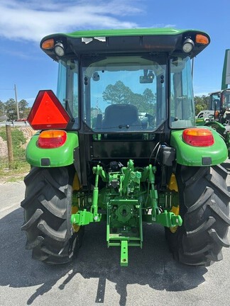 0 John Deere 5067E-5
