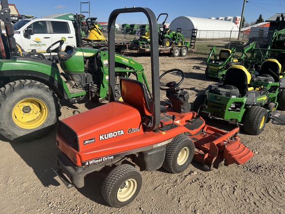 Used 2013 Kubota GF1800 Commercial Front Mowers at Horizon Ag & Turf in Barrhead, AB - Photo3