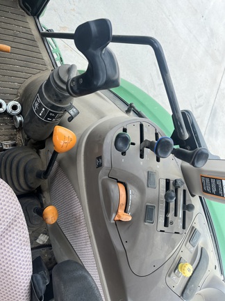 2014 John Deere 5100E (19th thumbnail)