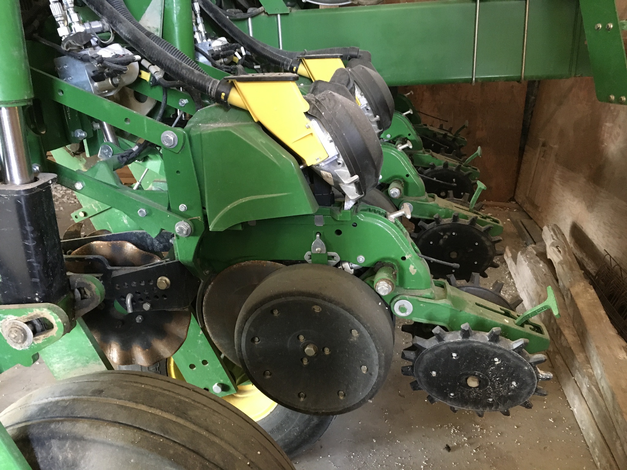 2009 John Deere 1770NT CCS Image 4