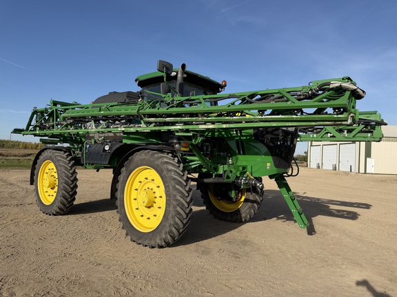  John Deere R4045