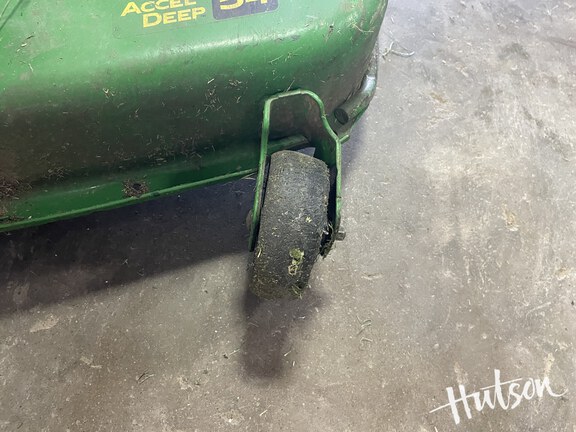 Photo of 2025 John Deere Z330R