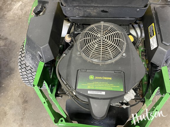 Photo of 2025 John Deere Z330R