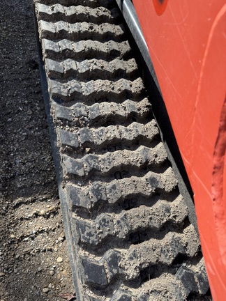 Used 2019 Kubota SVL65 Compact Track Loaders at Horizon Ag & Turf in Edmonton West, AB - Photo2