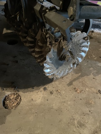 2018 Case IH 335 - Photo9