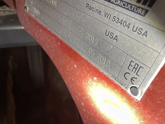 2018 Case IH 335 - Photo6