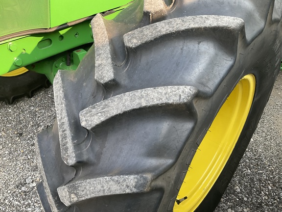 Photo of 2018 John Deere 6120M