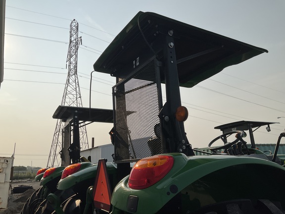 Photo of 2018 John Deere 6120M