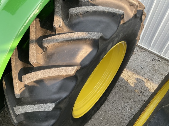 Photo of 2018 John Deere 6120M