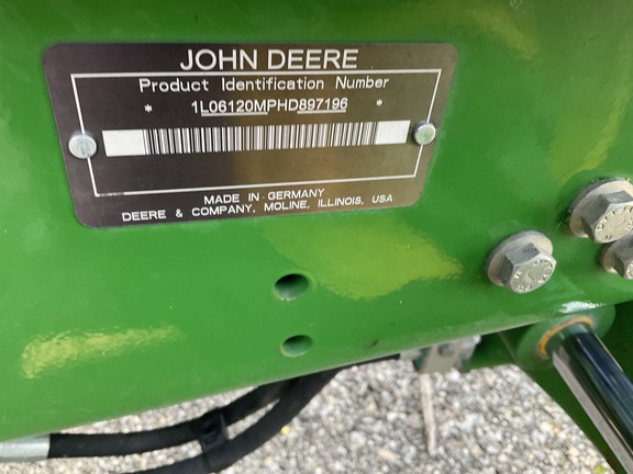 Photo of 2018 John Deere 6120M