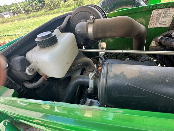 Photo of 2024 John Deere 1023E