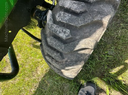 Photo of 2024 John Deere 1023E