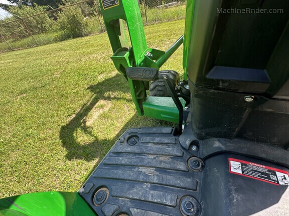 Photo of 2024 John Deere 1023E