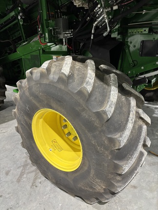2023 John-Deere S780