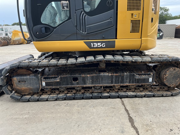 2021 John Deere 135G