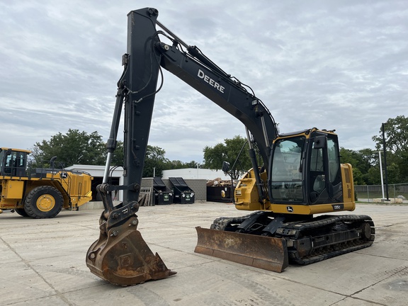2021 John Deere 135G