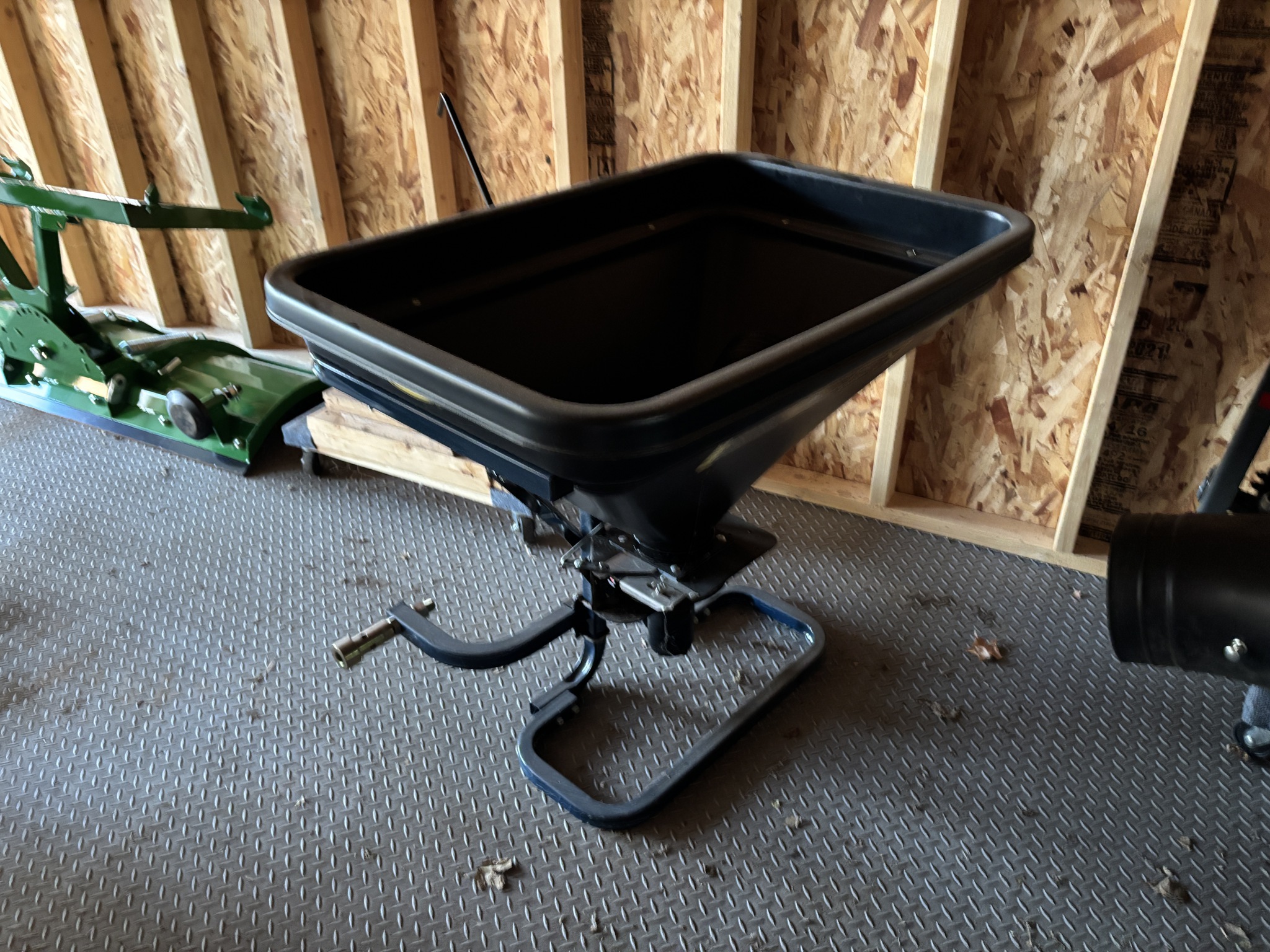 Used 2022 Other 3Pt Electric Spreader Dry Spinner Spreaders at Koenig Equipment in Anna, OH - PhotoXL1