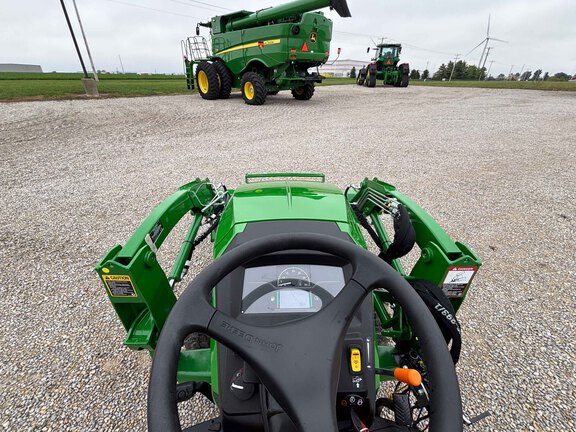 New In-Stock 2026 John Deere 1M 25 Compact Utility Tractors at Koenig Equipment in Oxford, OH - Photo7