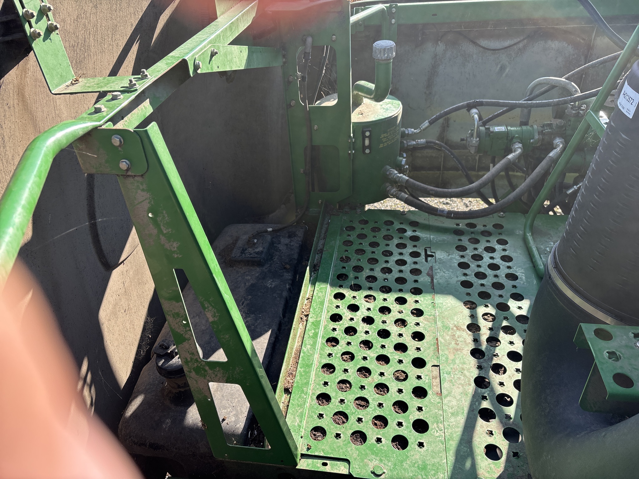 Used 2008 John Deere 9570 STS Combines at Koenig Equipment in Greenville, OH - PhotoXL14