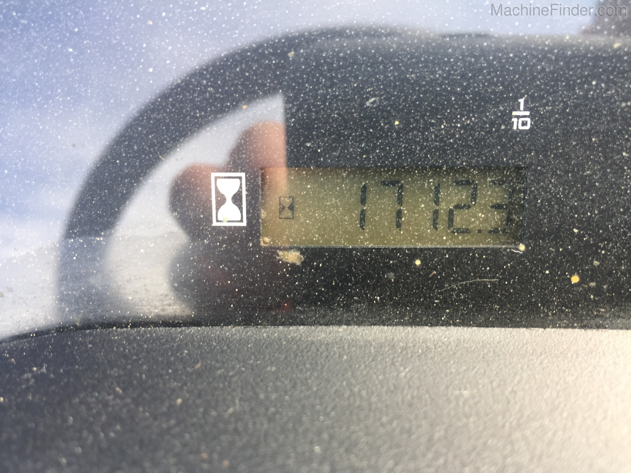 2014 John Deere X754 Image 6