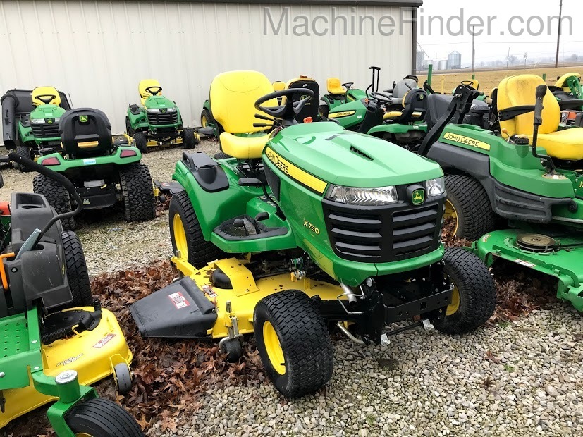 2018 John Deere X730 Image 3