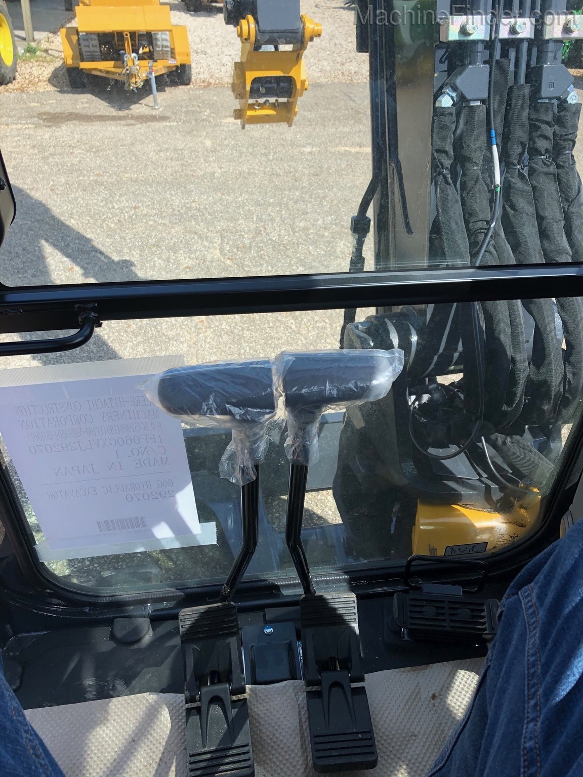 2020 John Deere 60G Image 9