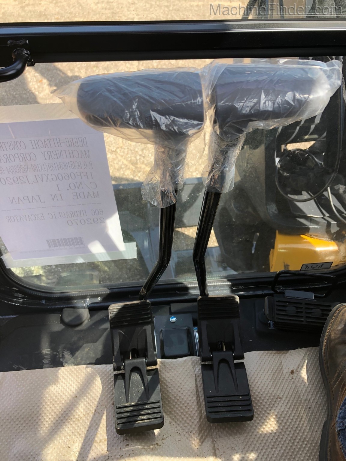 2020 John Deere 60G Image 12