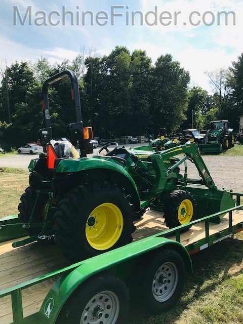 2020 John Deere 3043D Image 4