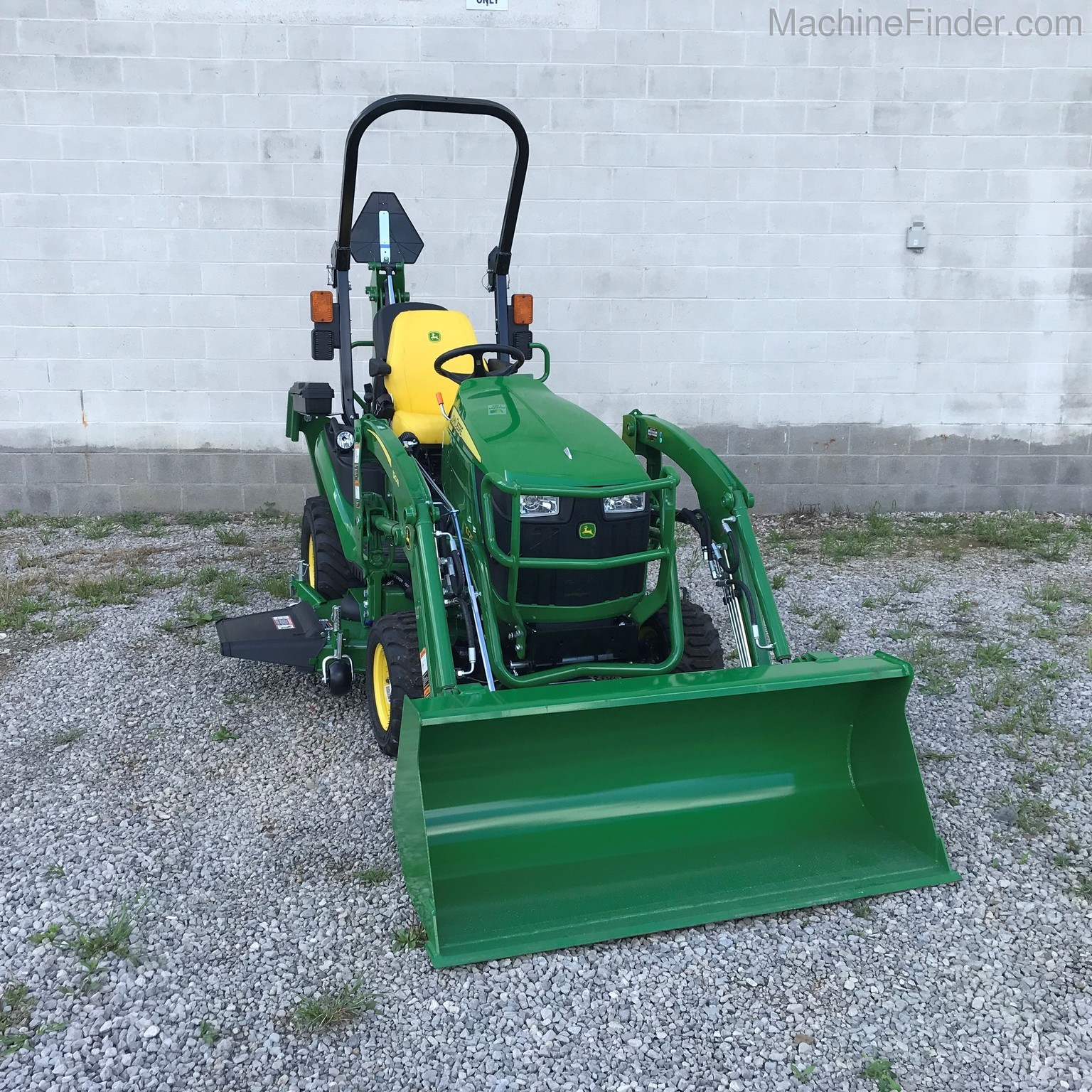 2020 John Deere 1025R Image 3