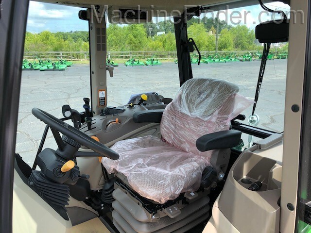 2020 John Deere 5115M Image 8