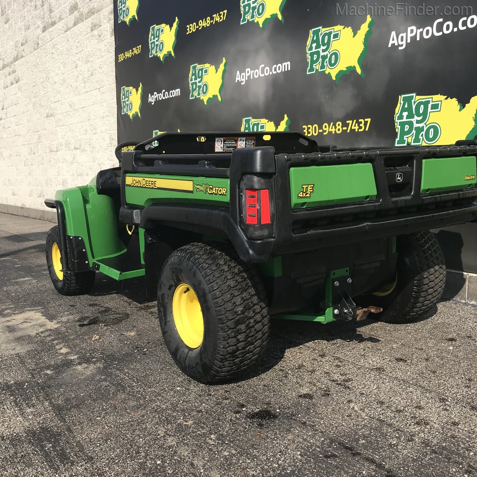 2016 John Deere TE GATOR Image 3