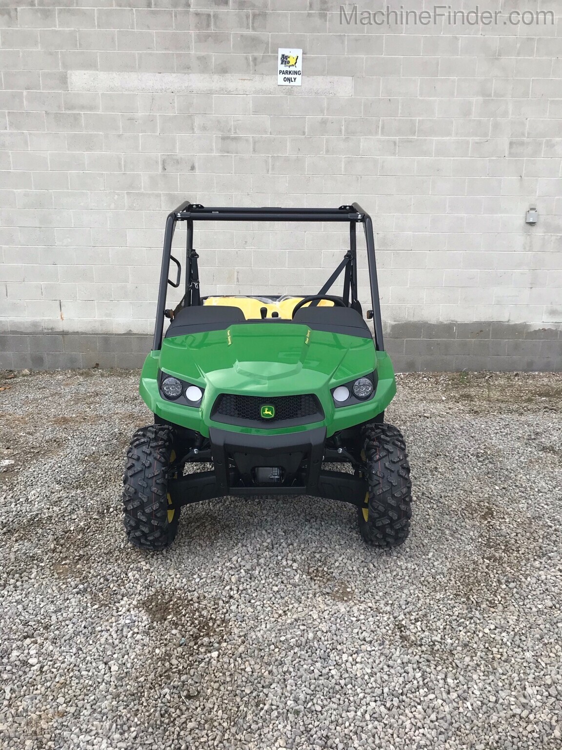 2020 John Deere 590M Image 3