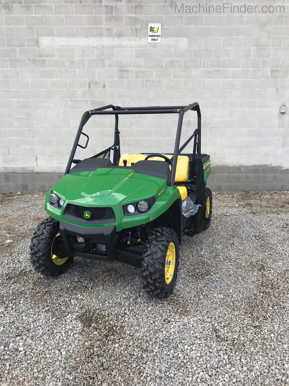2020 John Deere 590M Image 2
