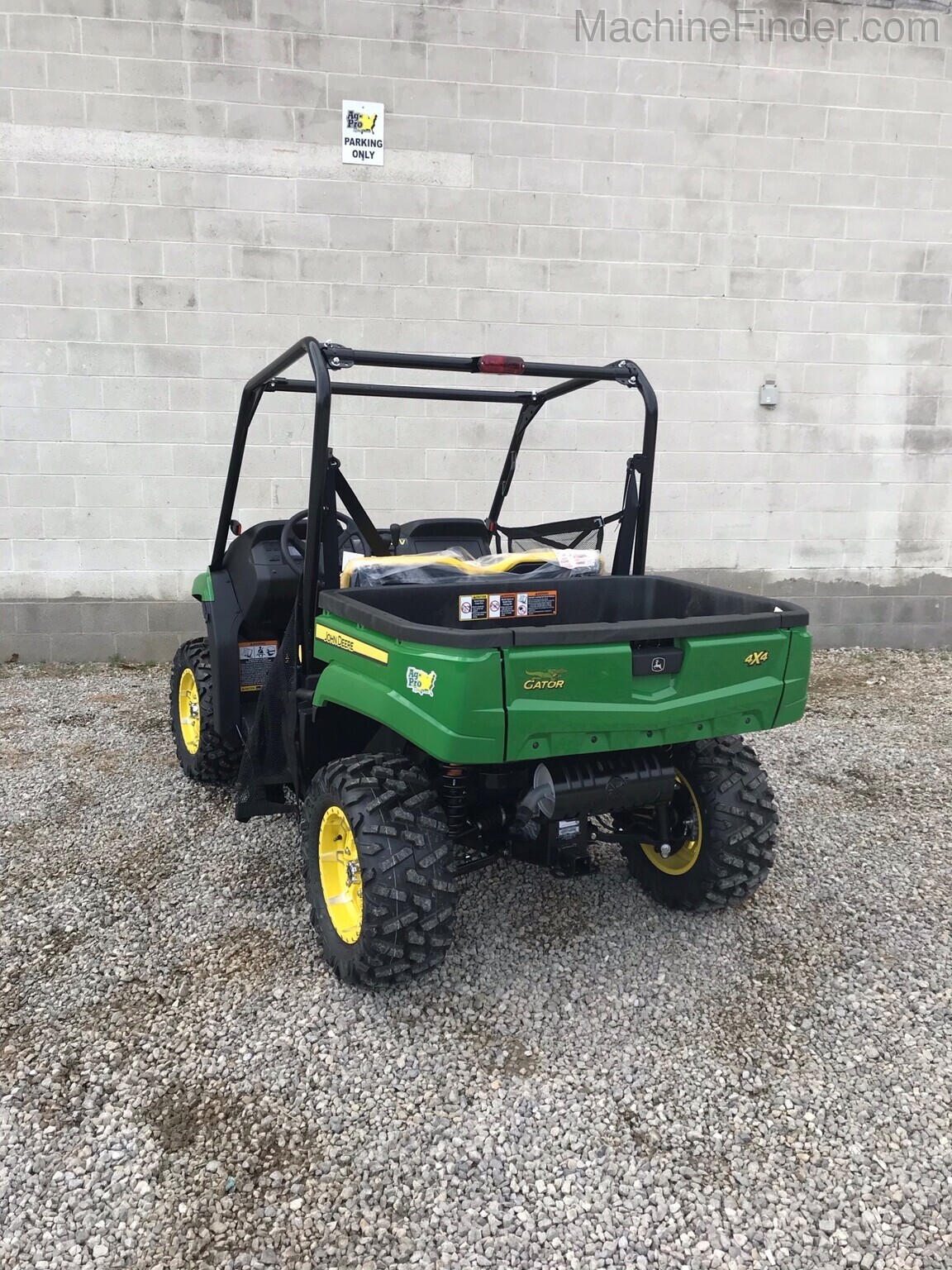 2020 John Deere 590M Image 7