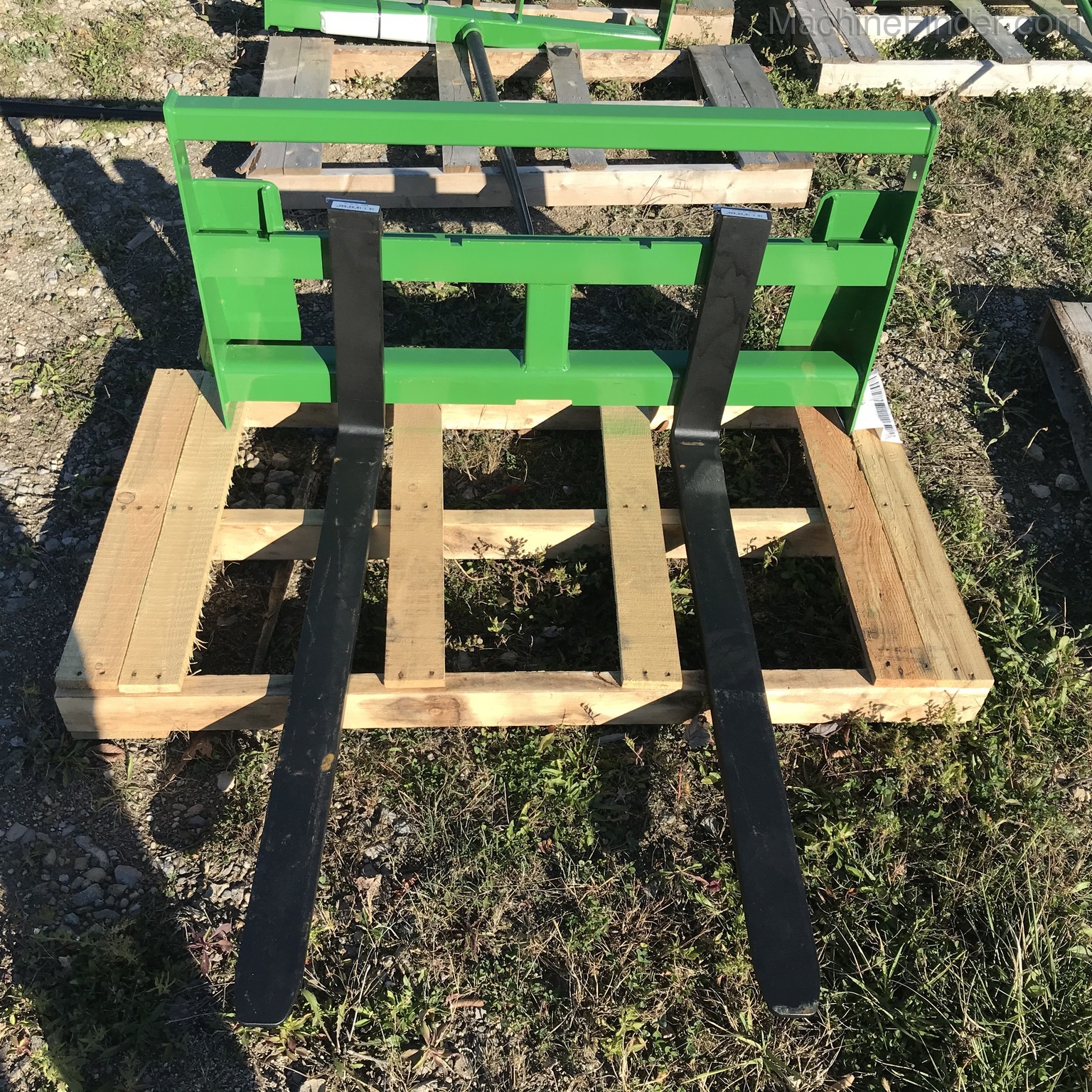 2020 Frontier AP11F Image 1