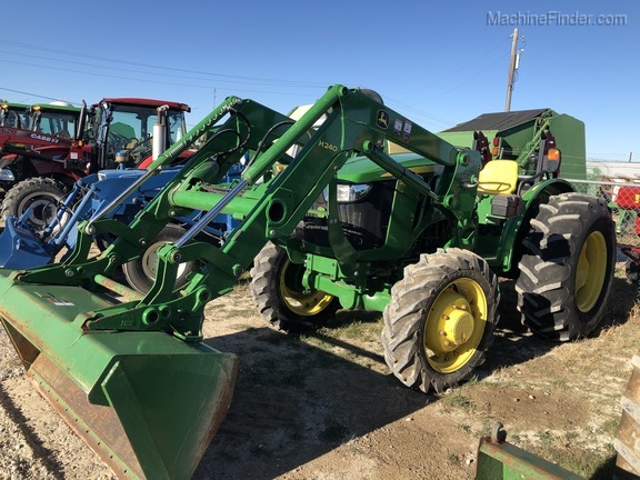 2015 John Deere 5065E Image 1