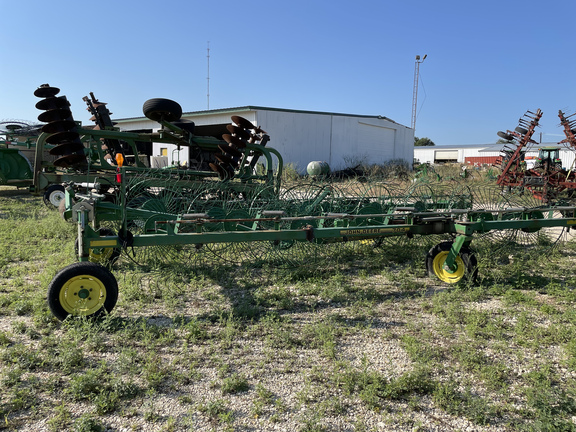 John Deere 704 Image 1