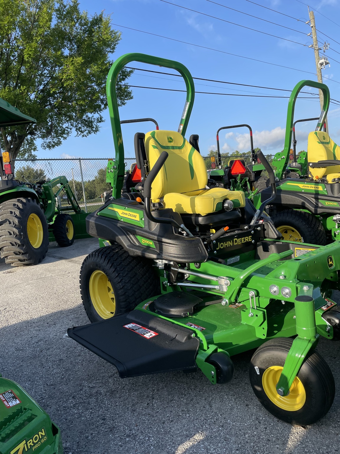 2023 John Deere Z930M 60" 1,000 OFF PROMO ZeroTurn Mowers