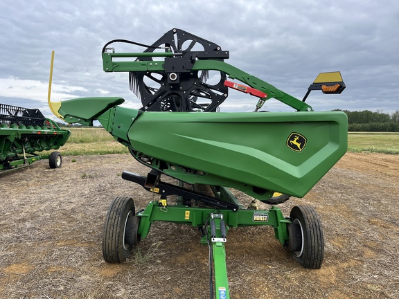 Used 2023 John Deere HD50R Combine Platforms at Horizon Ag & Turf in High Prairie, AB - Photo14