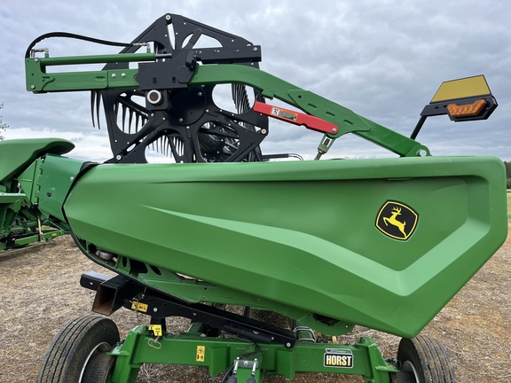 Used 2023 John Deere HD50R Combine Platforms at Horizon Ag & Turf in High Prairie, AB - Photo2