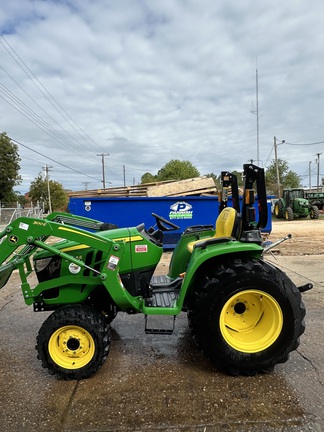 2021 John Deere 3025E Photo 3