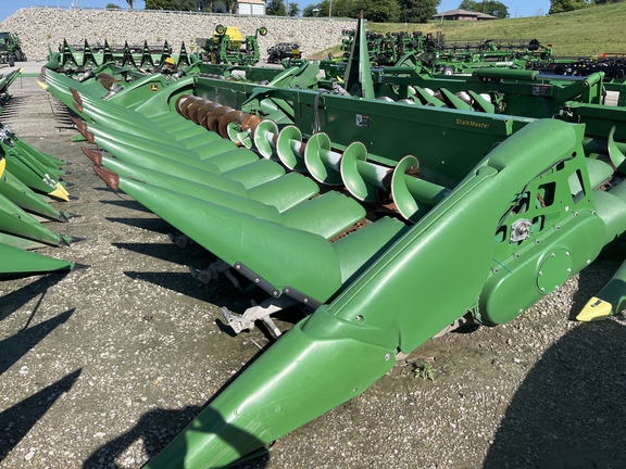 John Deere 712C