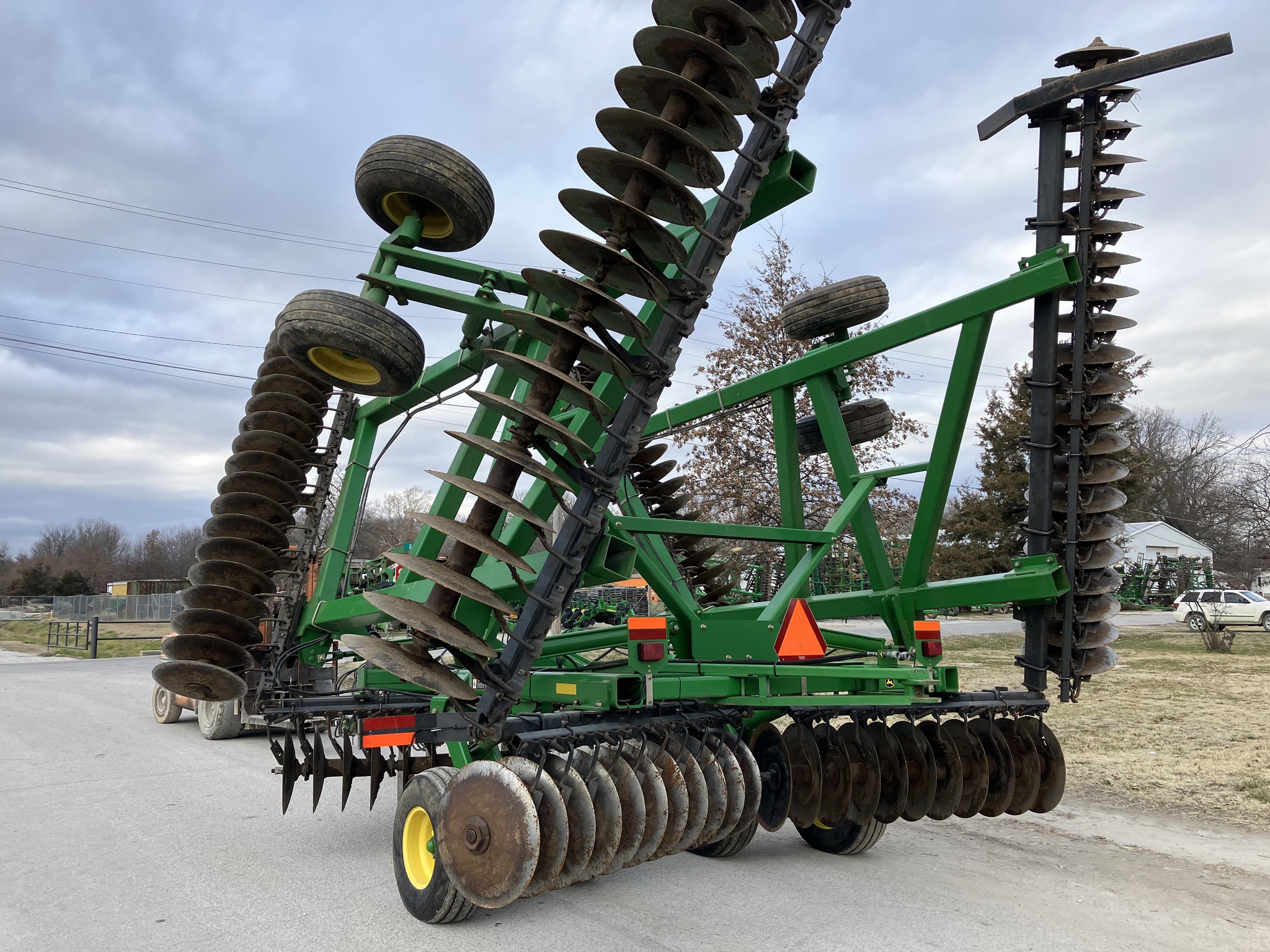  2007 John Deere 637 at Heritage Tractor in Lamar, MO