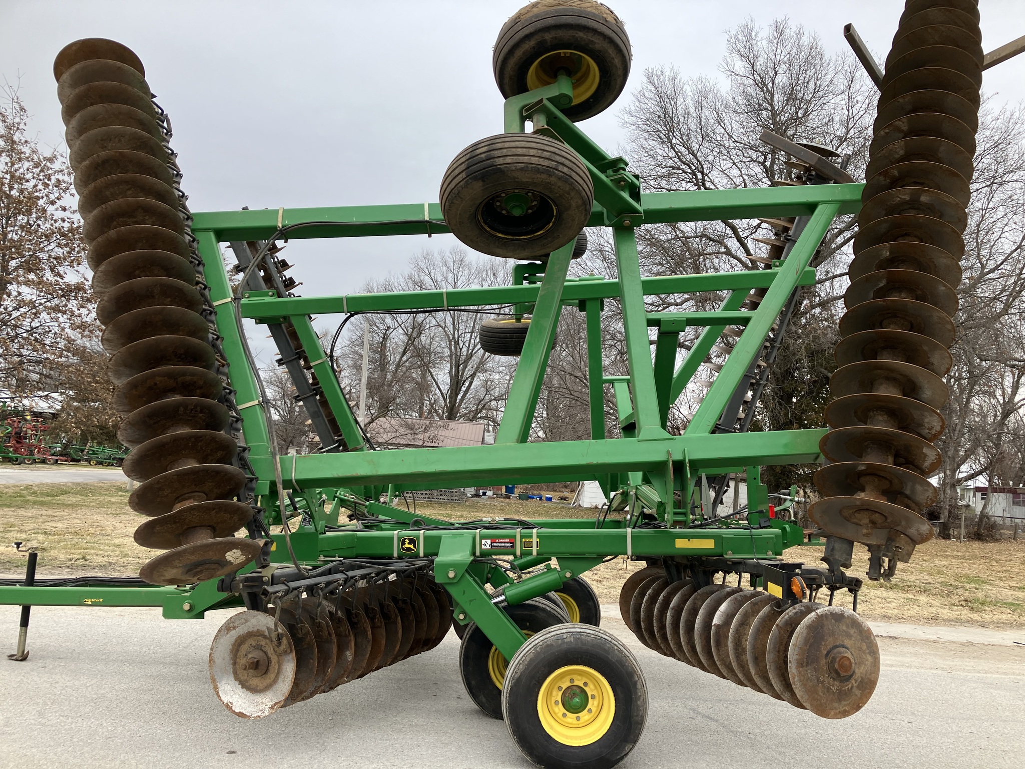 2007 John Deere 637 at Heritage Tractor in Lamar, MO