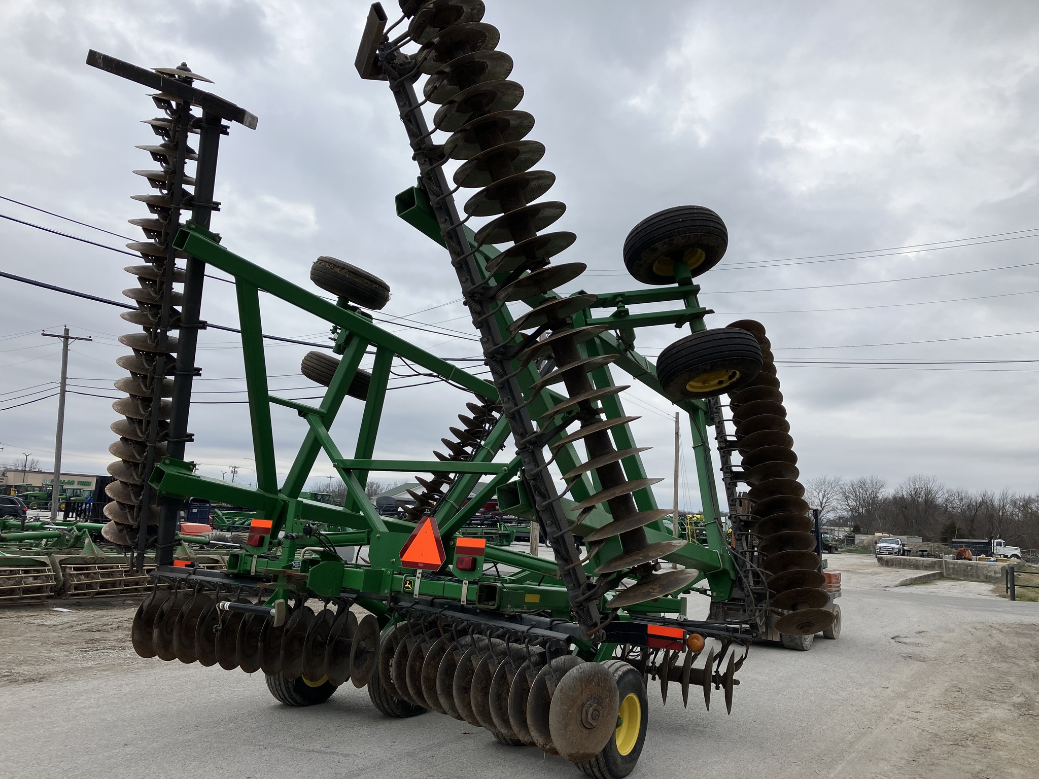  2007 John Deere 637 at Heritage Tractor in Lamar, MO